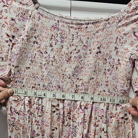 Isabel Maternity by Ingrid & Isabel Blouse Size S Woman's in floral print. - Picture 6 of 12